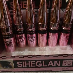 7 Pink Waterproof Volume Mascara – Bold Pink Lashes Duo